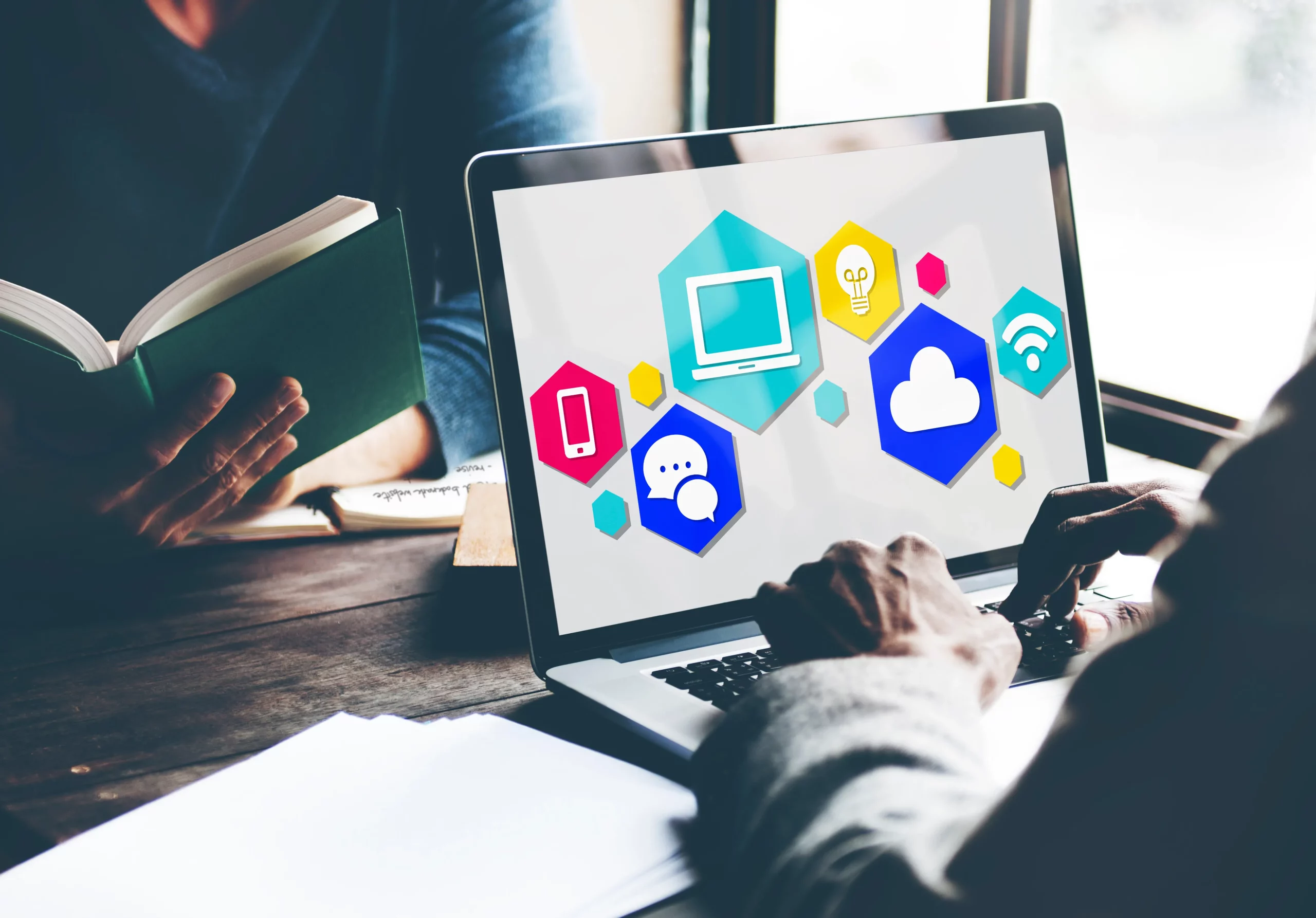 Cross Platform App